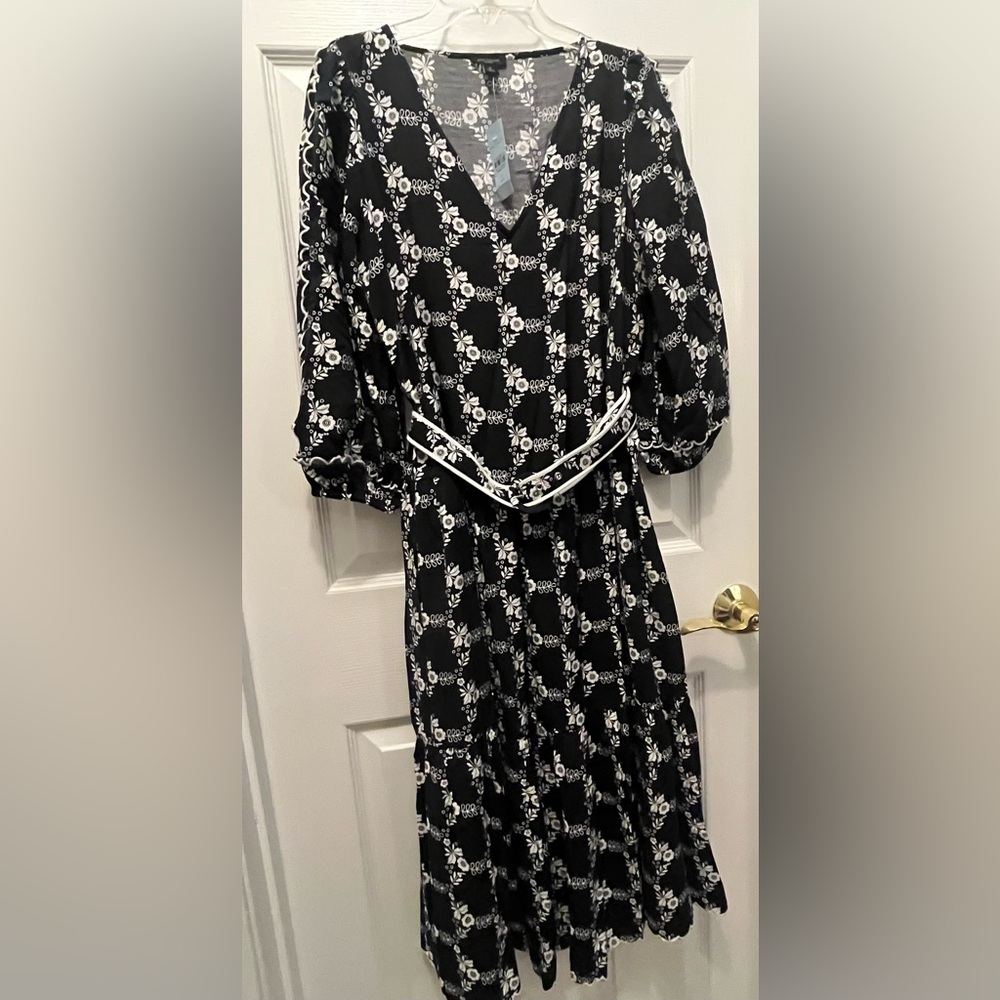NWT Ann Taylor Women’s Floral Midi Embroidered Black White Dress
